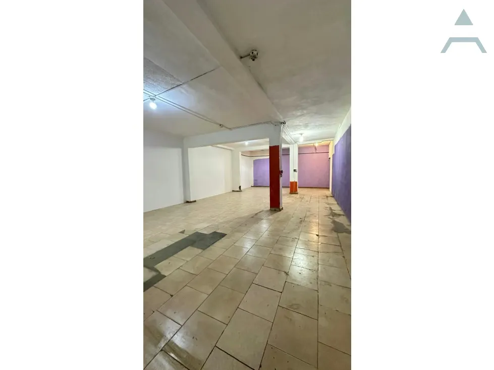 Se vende Casa Comercial 475,50m² 5p Los Chaguaramos - 8