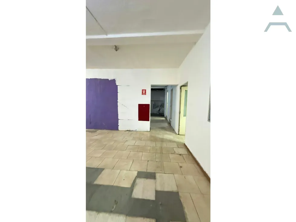 Se vende Casa Comercial 475,50m² 5p Los Chaguaramos - 9