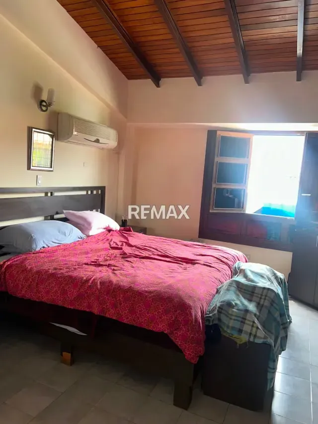 Venta de casa ubicada en la urb el pedregal - 10