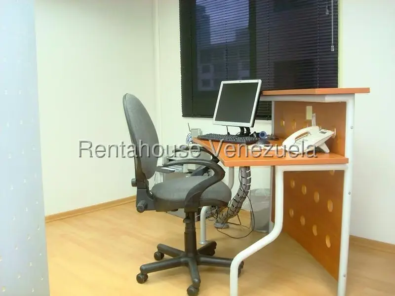 Oficina en Alquiler en Sabana Grande, Distrito Metropolitano - 4