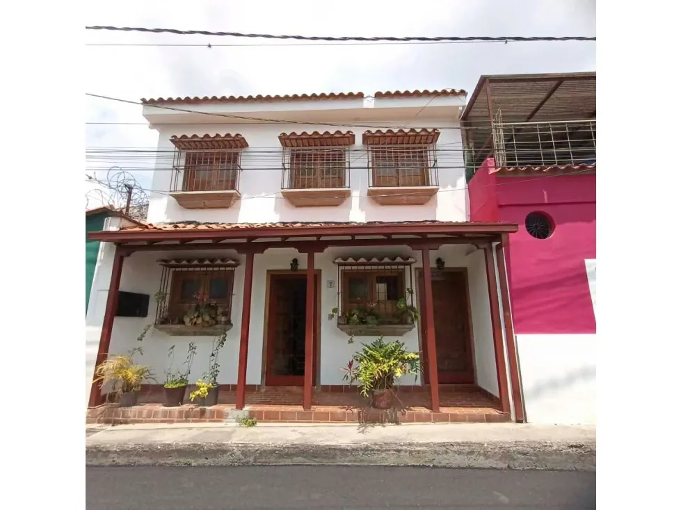 Vendo casa residencial/comercial 100m2 +anexo Pueblo del Hatillo 0716