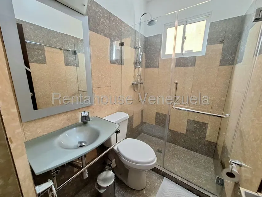 Apartamento (1 Nivel) en Venta en Valles de Camoruco, Carabobo - 15