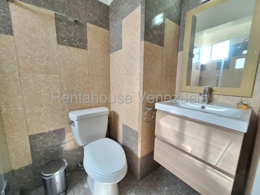 Apartamento (1 Nivel) en Venta en Valles de Camoruco, Carabobo - 18