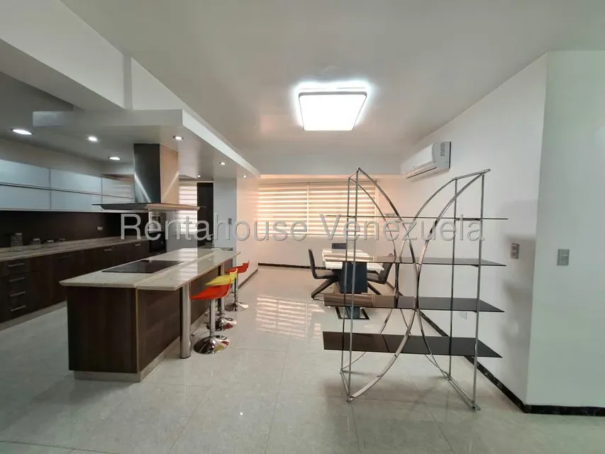 Apartamento (1 Nivel) en Venta en Valles de Camoruco, Carabobo - 3