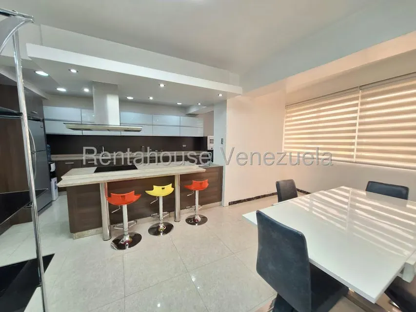 Apartamento (1 Nivel) en Venta en Valles de Camoruco, Carabobo - 4