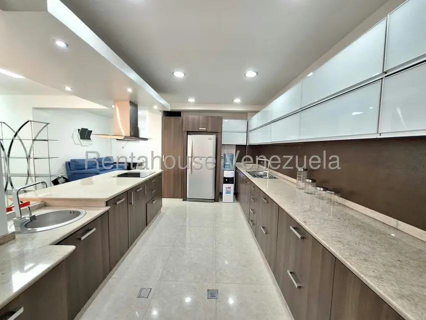 Apartamento (1 Nivel) en Venta en Valles de Camoruco, Carabobo - 6