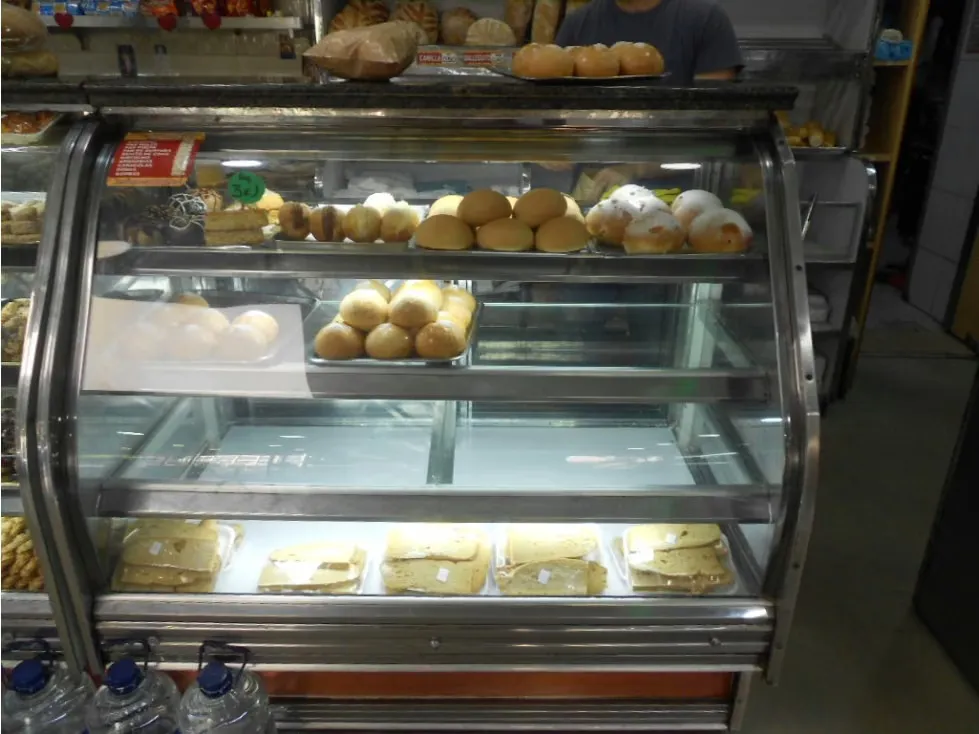 Vendo Fondo de Comercio c/ Panadería Altamira 9304 - 17