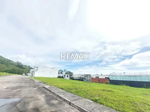 En venta parcela En la urbanización Vasconia, vía polígono de tiro, Sector Pueblo Nuevo, Estado Táchira, Venezuela - 2