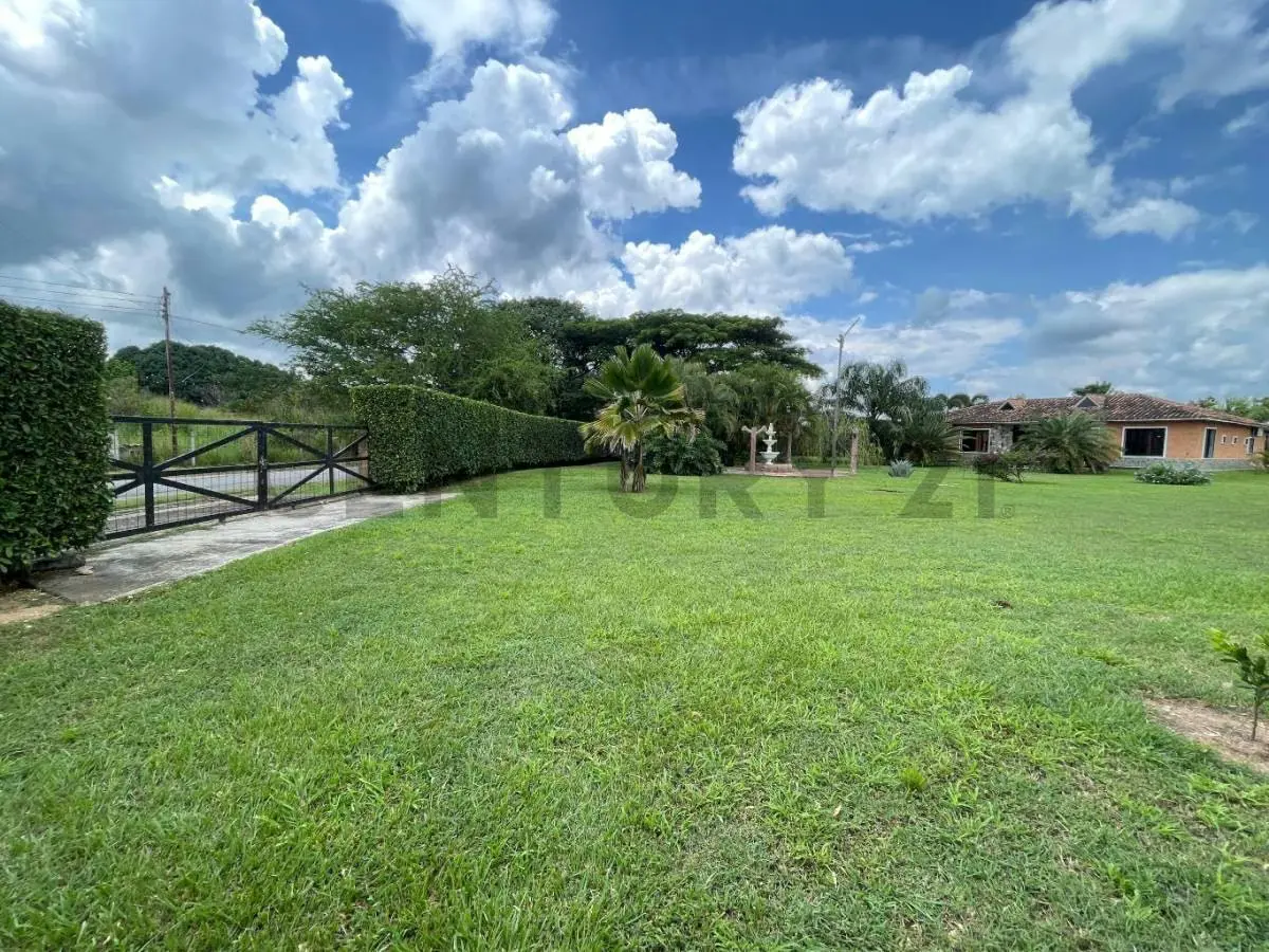 En Venta Casa en Safari Sector Casa Miel - 5