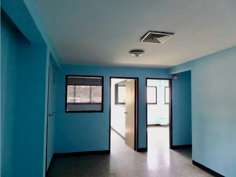 Se vende galpón 3.600m2 La Yaguara - 12