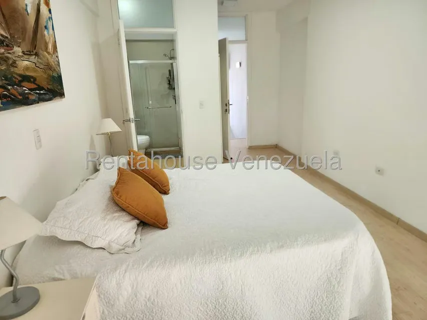 Apartamento (Duplex) en Venta en El Hatillo, Distrito Metropolitano - 12