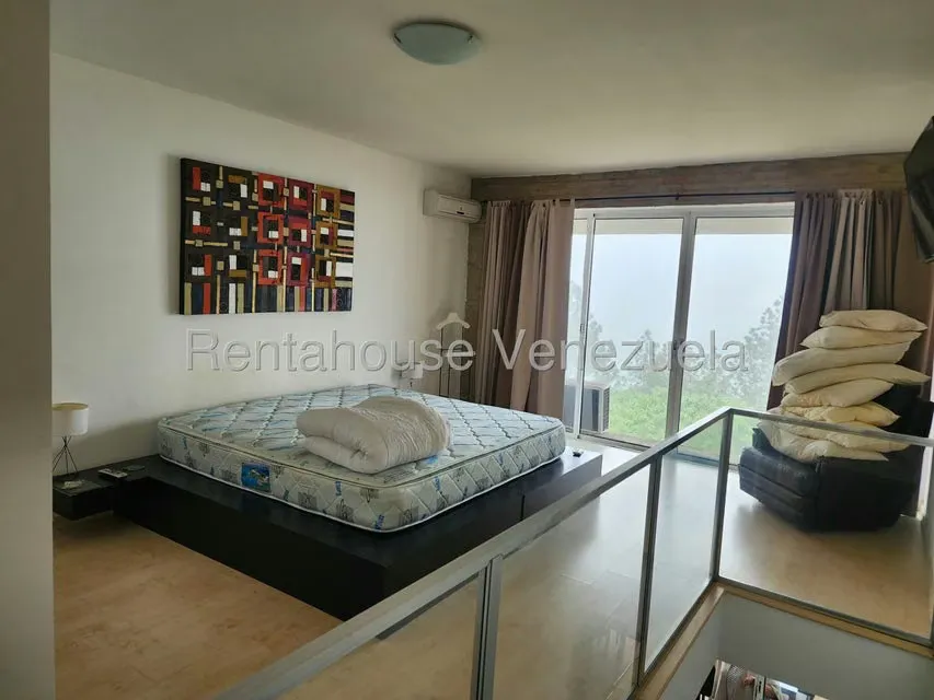 Apartamento (Duplex) en Venta en El Hatillo, Distrito Metropolitano - 13
