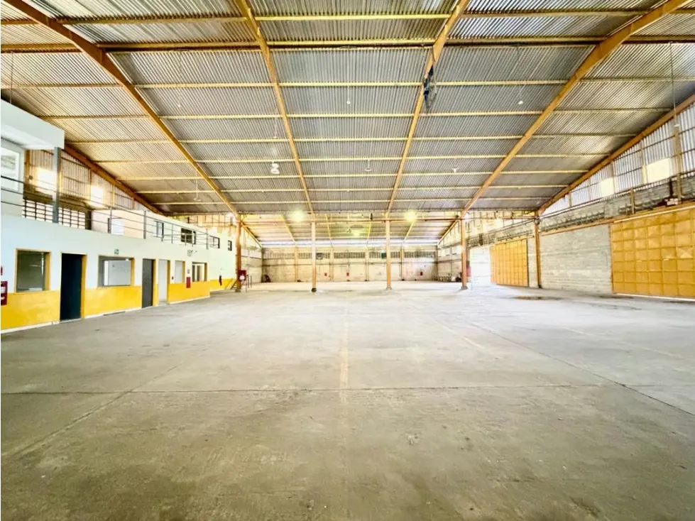 Se vende Galpon Industrial 1.500m2 Guatire - 4