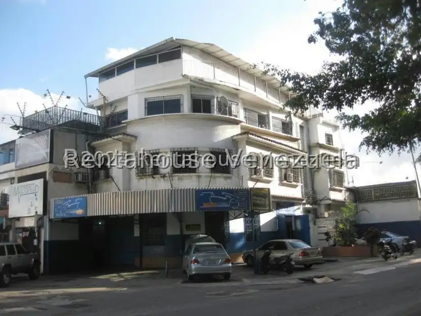 Comercial (Oficina) en Alquiler en Los Chaguaramos, Distrito Metropolitano
