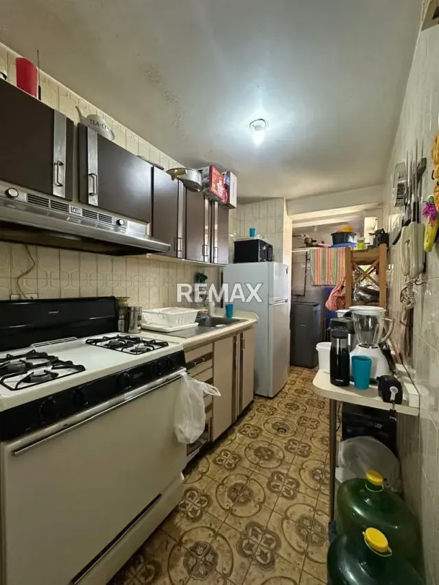 Hermoso Apartamento en venta en Residencias Gin-Ros, con una ubicación privilegiada en el casco central de Guatire. - 6
