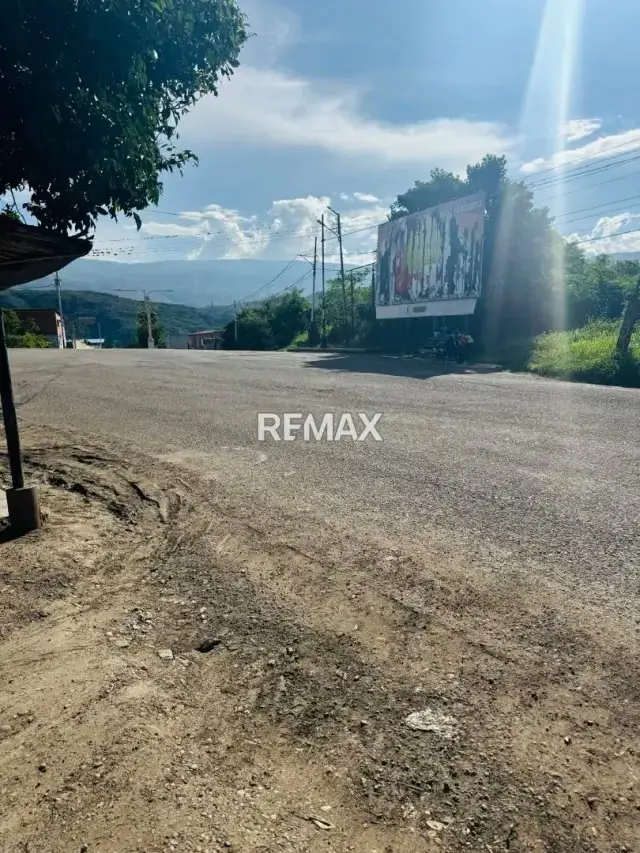 En venta parcelas N.° 43 Ubicadas en el área urbana de Lobatera, Municipio Lobatera, Estado Táchira.