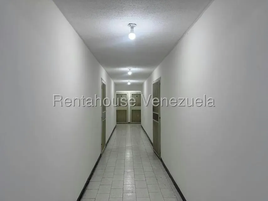 Apartamento (1 Nivel) en Venta en Parroquia La Candelaria, Distrito Metropolitano - 21