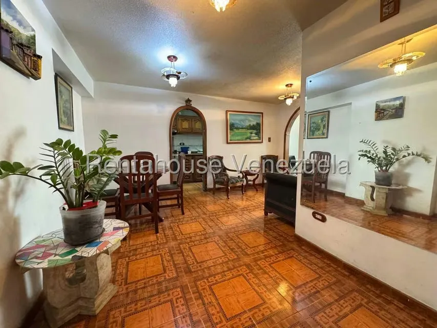 Apartamento (1 Nivel) en Venta en Parroquia La Candelaria, Distrito Metropolitano - 10
