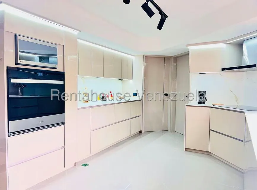 Apartamento (1 Nivel) en Venta en Alto Hatillo, Distrito Metropolitano - 20