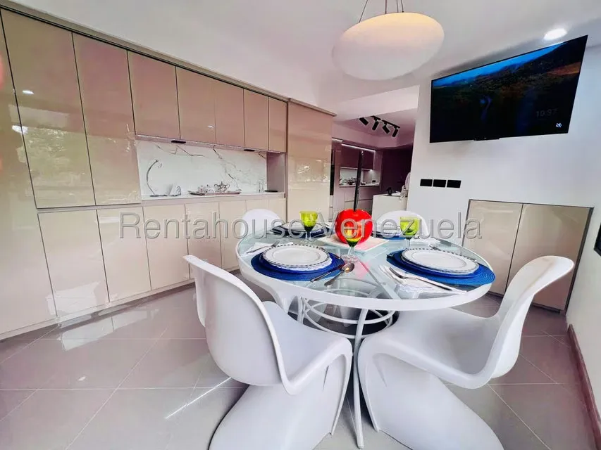 Apartamento (1 Nivel) en Venta en Alto Hatillo, Distrito Metropolitano - 25