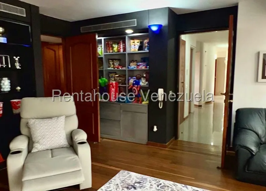 Apartamento (1 Nivel) en Venta en Alto Hatillo, Distrito Metropolitano - 45