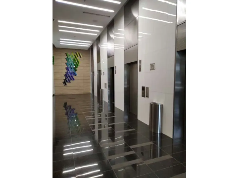 Vendo oficina 210m2 Las Mercedes 9558 - 9