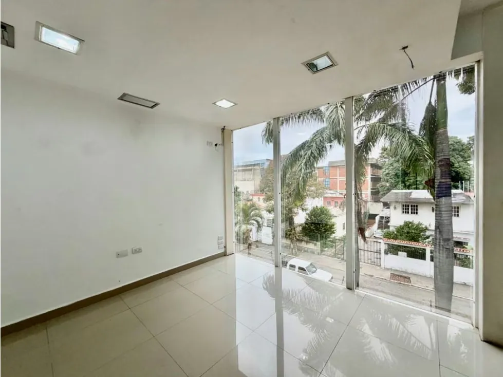 Se alquila edifcio completo para oficina 581m2 La Carlota - 10