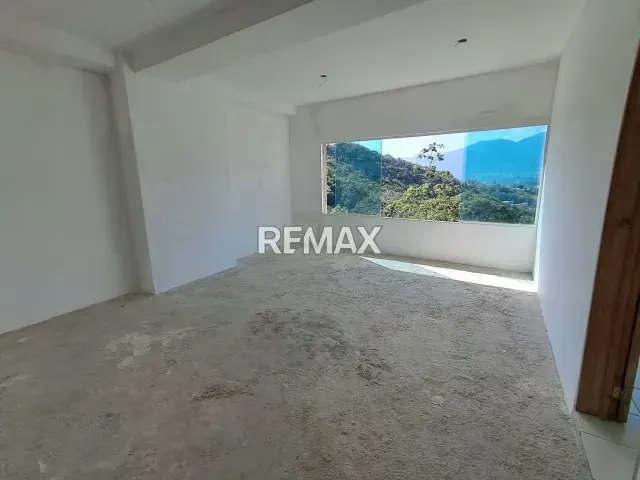 VENDO PLANTA BAJA DÚPLEX CON JARDÍN PRIVADO URB. SOLAR DEL HATILLO - 8