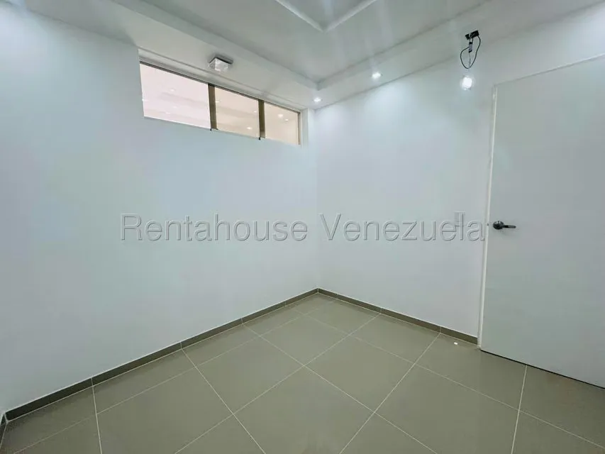 Apartamento (1 Nivel) en Venta en Loma Linda, Distrito Metropolitano - 11