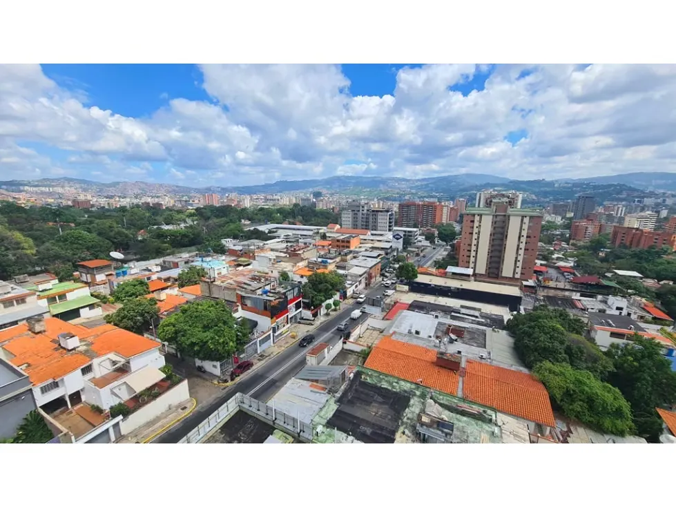 En Venta Apartamento PH Los Dos Caminos. Sucre, Caracas - 17