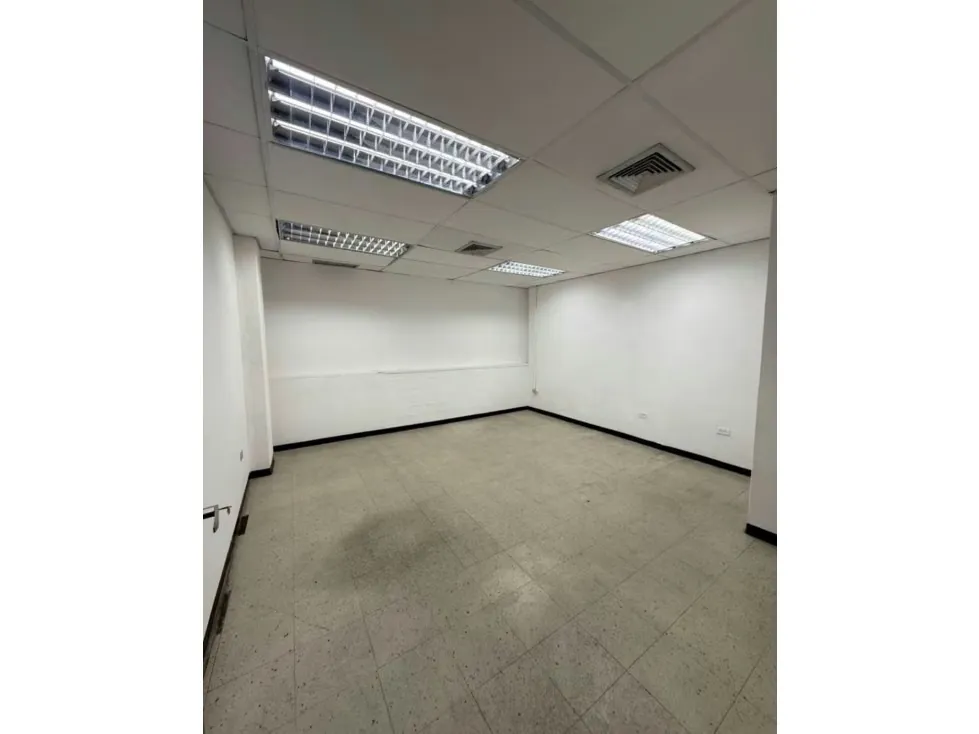 Se alquila deposito 20m2 Los Ruices - 2