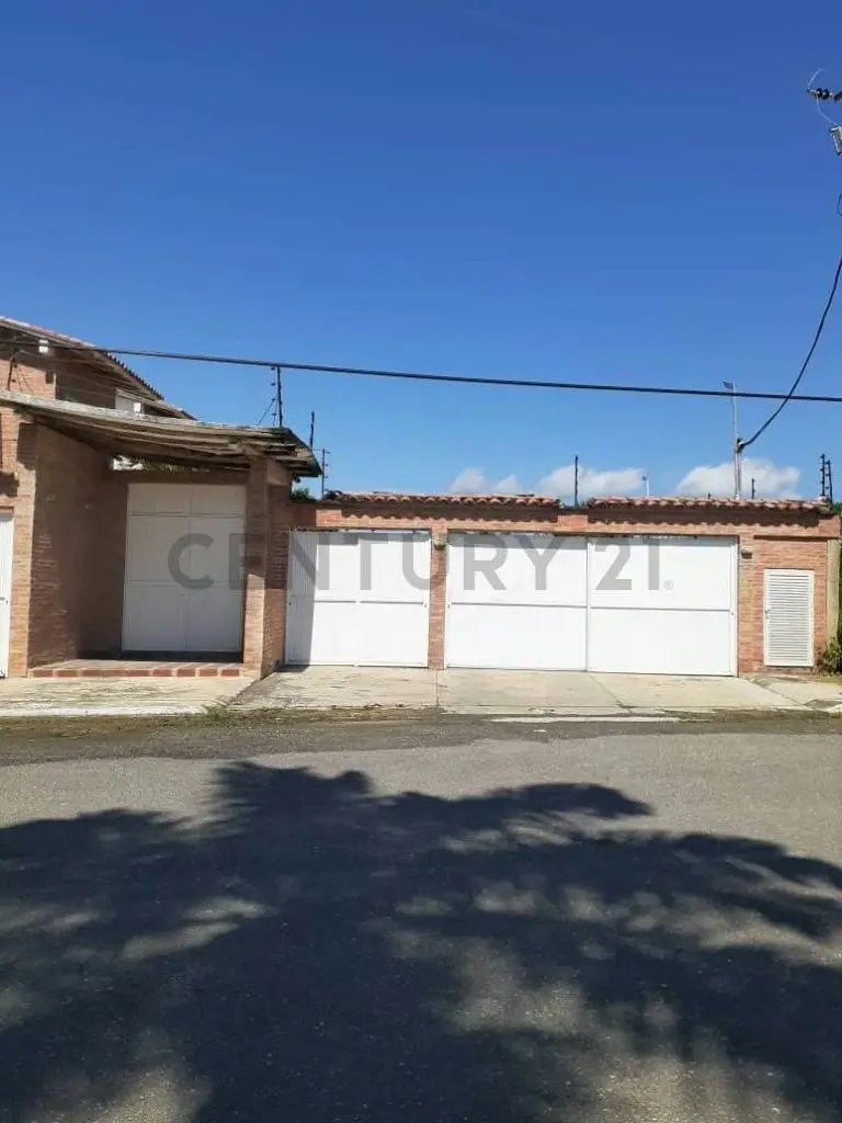 VENTA DE TOWNHOUSE - 6