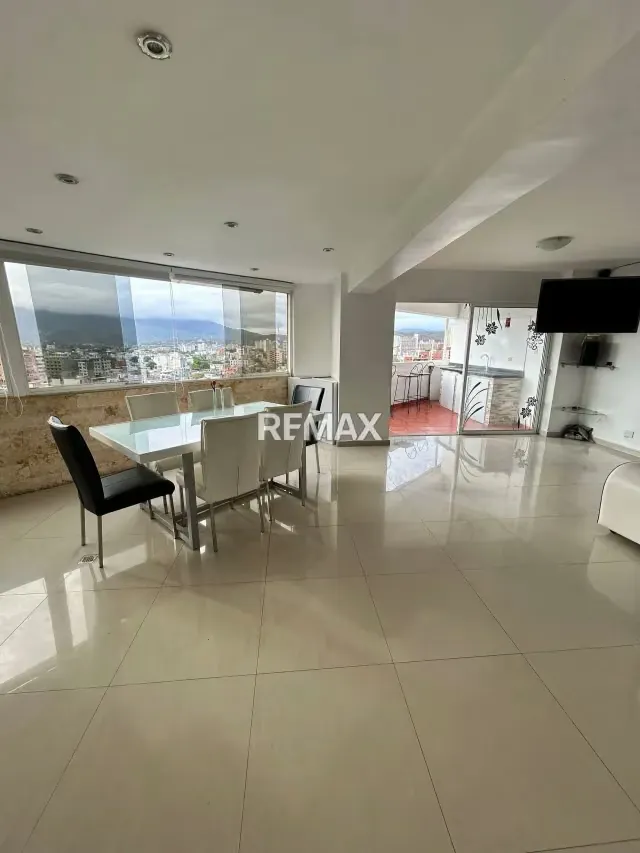 Apartamento en Vista Bella - 4