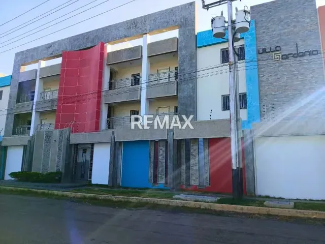 Se Vende Casa en Urbanismo Privado Coro Edo. Falcón