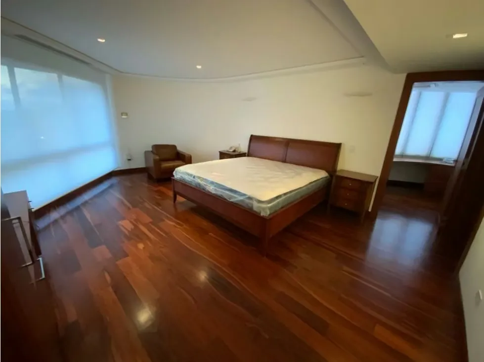 Vendo apto 430m2 3h+2s/3.5b+s/5p San Román 7947 - 9