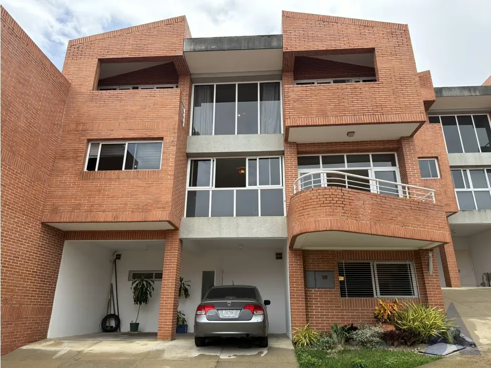 Vendo townhouse 334m2 Villas de Loma Linda 1402 - 12