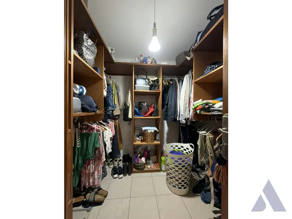 Vendo townhouse 334m2 Villas de Loma Linda 1402 - 26