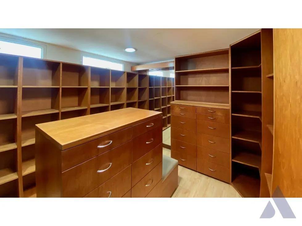 Vendo casa 600m2 calle Geminis Santa Paula 3295 - 22