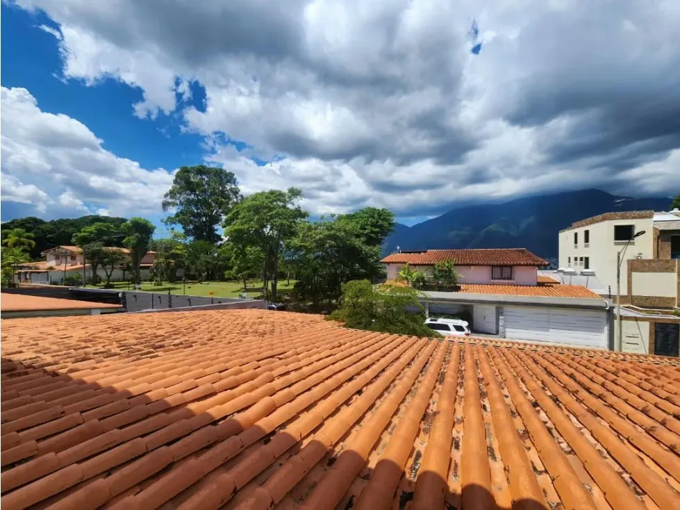 Vendo casa 600m2 calle Geminis Santa Paula 3295 - 39