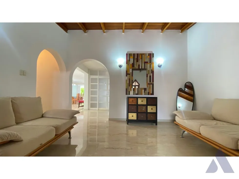 Vendo casa 600m2 calle Geminis Santa Paula 3295 - 6