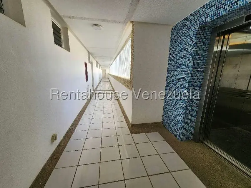 Apartamento (1 Nivel) en Venta en Agua Sal, Miranda - 4
