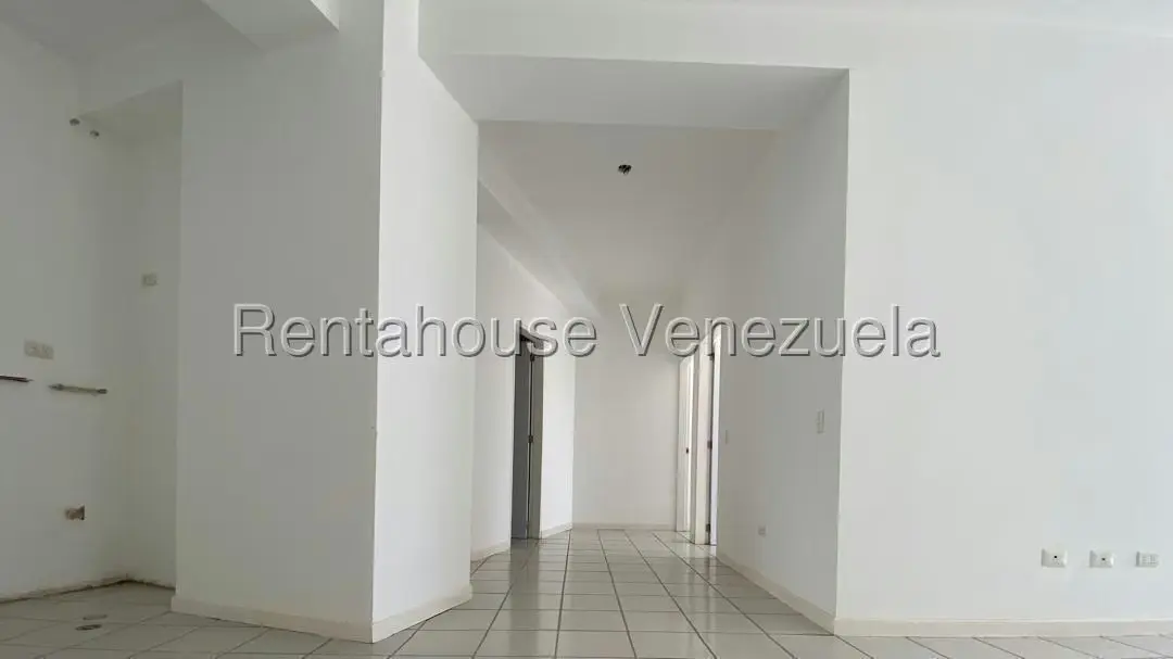 Apartamento (1 Nivel) en Venta en Agua Sal, Miranda - 9