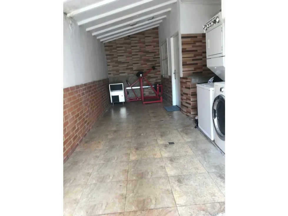 CASA EN PASO REAL 500 M2, 7 HAB, 5 BAÑOS , 3 P/E - 13