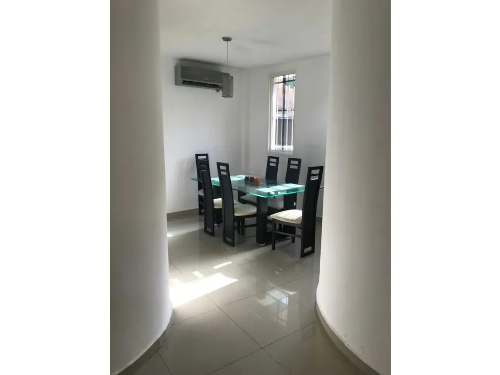 CASA EN PASO REAL 500 M2, 7 HAB, 5 BAÑOS , 3 P/E - 3