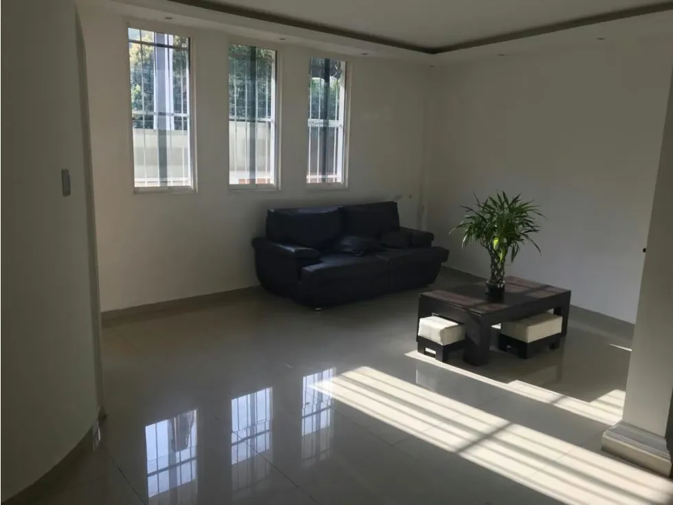 CASA EN PASO REAL 500 M2, 7 HAB, 5 BAÑOS , 3 P/E - 5