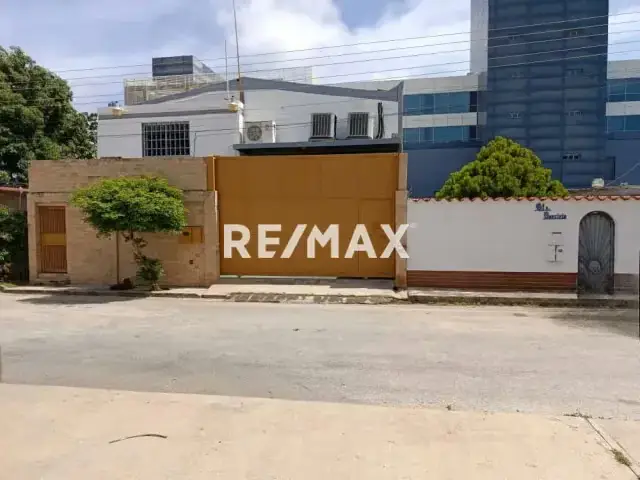 En venta Terreno con Galpón