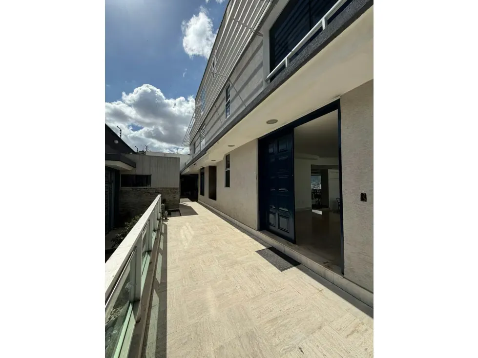 Vendo casa 1400m2 Chulavista 8061