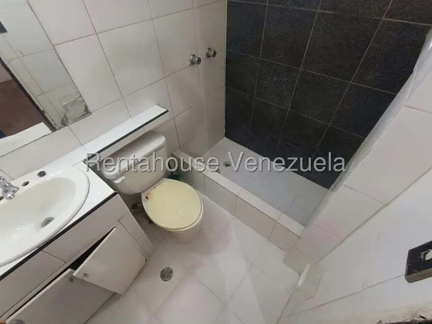 Apartamento (1 Nivel) en Venta en Las Chimeneas, Carabobo - 13