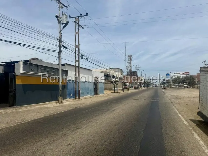 Local Comercial en Alquiler en Santa Irene, Falcon - 2