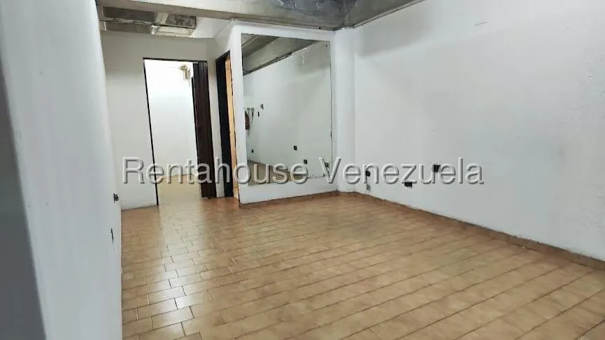 Local Comercial en Venta en Los Dos Caminos, Distrito Metropolitano - 8